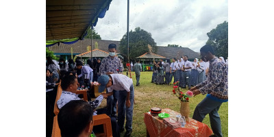 HUT PGRI KE 75 SMA NEGERI 1 KELAPA